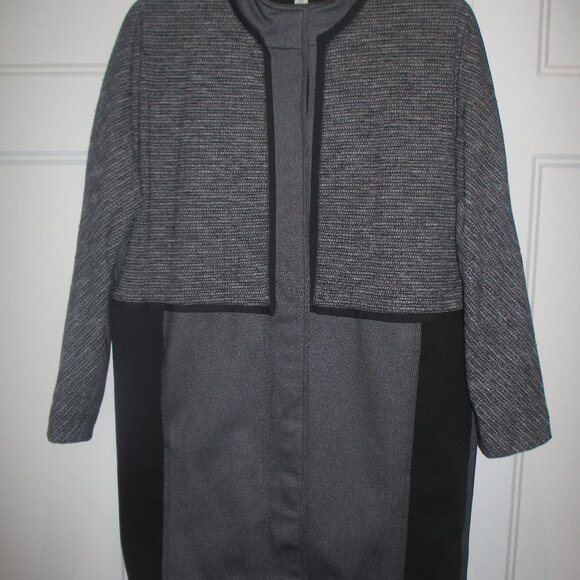 Lululemon Cocoon Car Coat Jacket (solid grey back) - Picture 4 of 9